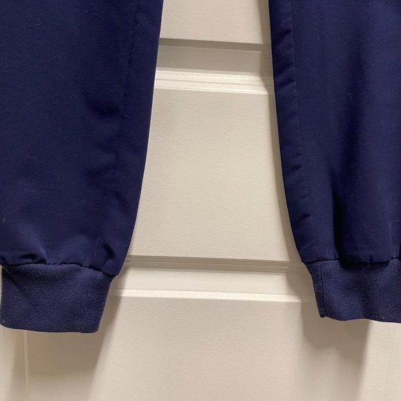 FIGS Zamora Jogger Scrub Pants - Navy XS Tall - Picture 5 of 8